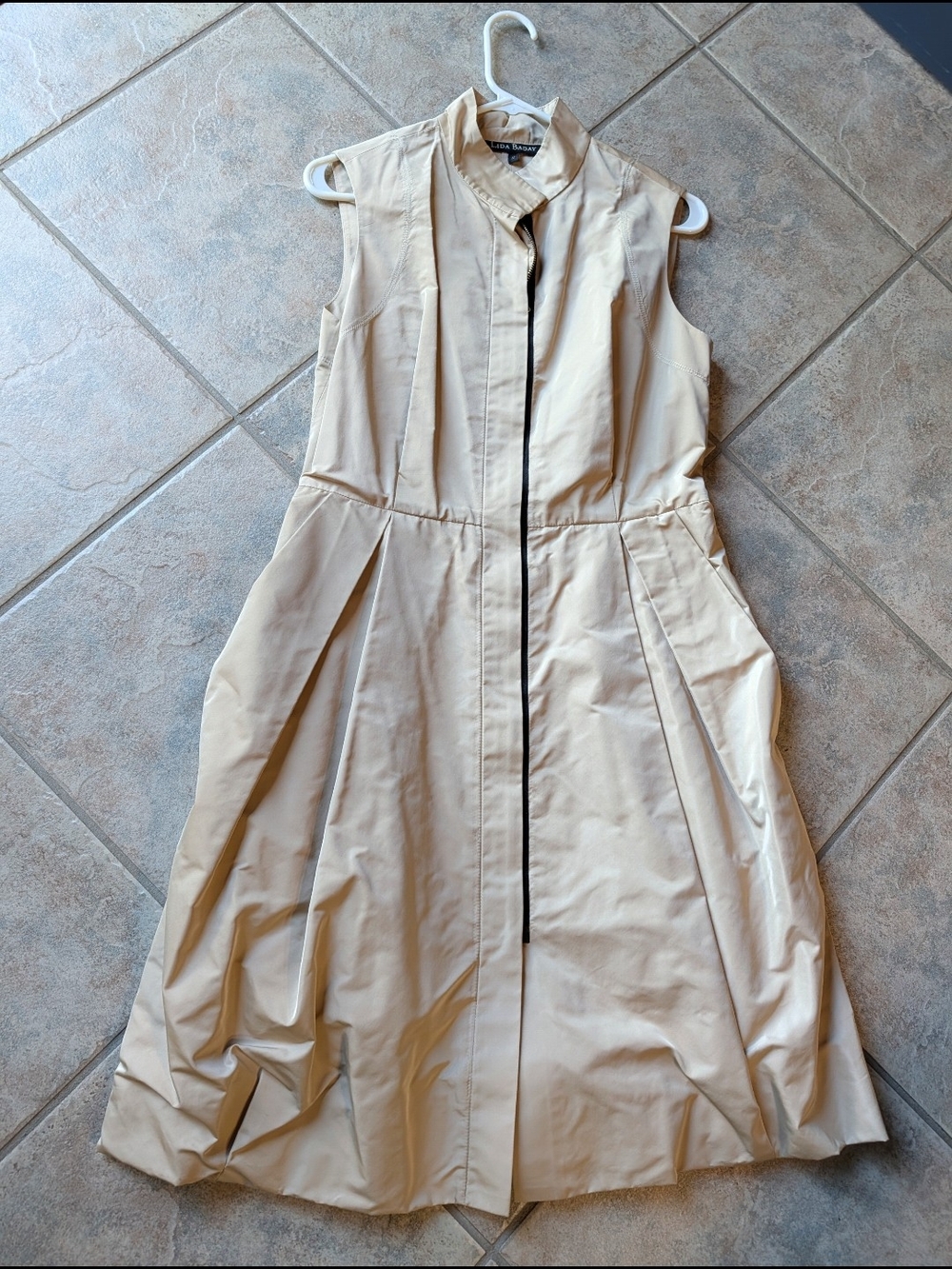 Lida Baday Tan Zip Front Sleeveless Pleated Midi Dress Sz 12 Luxury Canadian